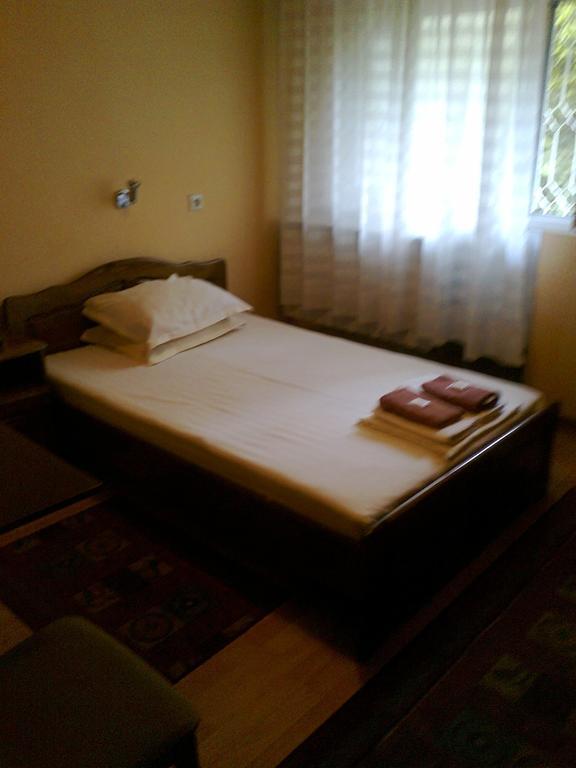 Family Hotel "May" Petrich  Habitación foto